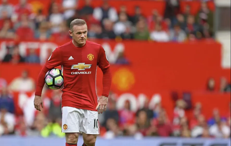 Key Moments from Rooney's Debut Final